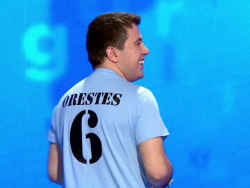 La broma de Roberto Leal a Orestes por el dorsal de su camiseta: ¿Por qué el 6?