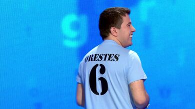 La broma de Roberto Leal a Orestes por el dorsal de su camiseta: ¿Por qué el 6?