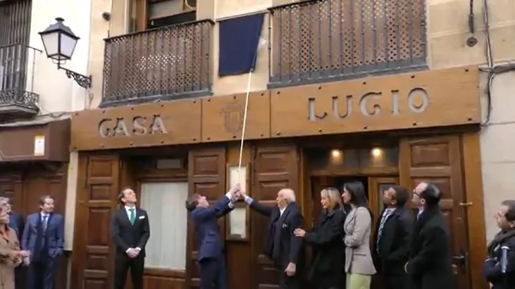 Placa Casa Lucio