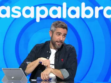 Roberto Leal alucina con Rafa y Orestes: “A este paso, Vicente Vallés empieza antes” Roberto Leal alucina con Rafa y Orestes: “A este paso, Vicente Vallés empieza antes”
