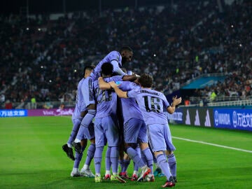 Los jugadores del Real Madrid celebran uno de los goles ante el Al-Ahly
