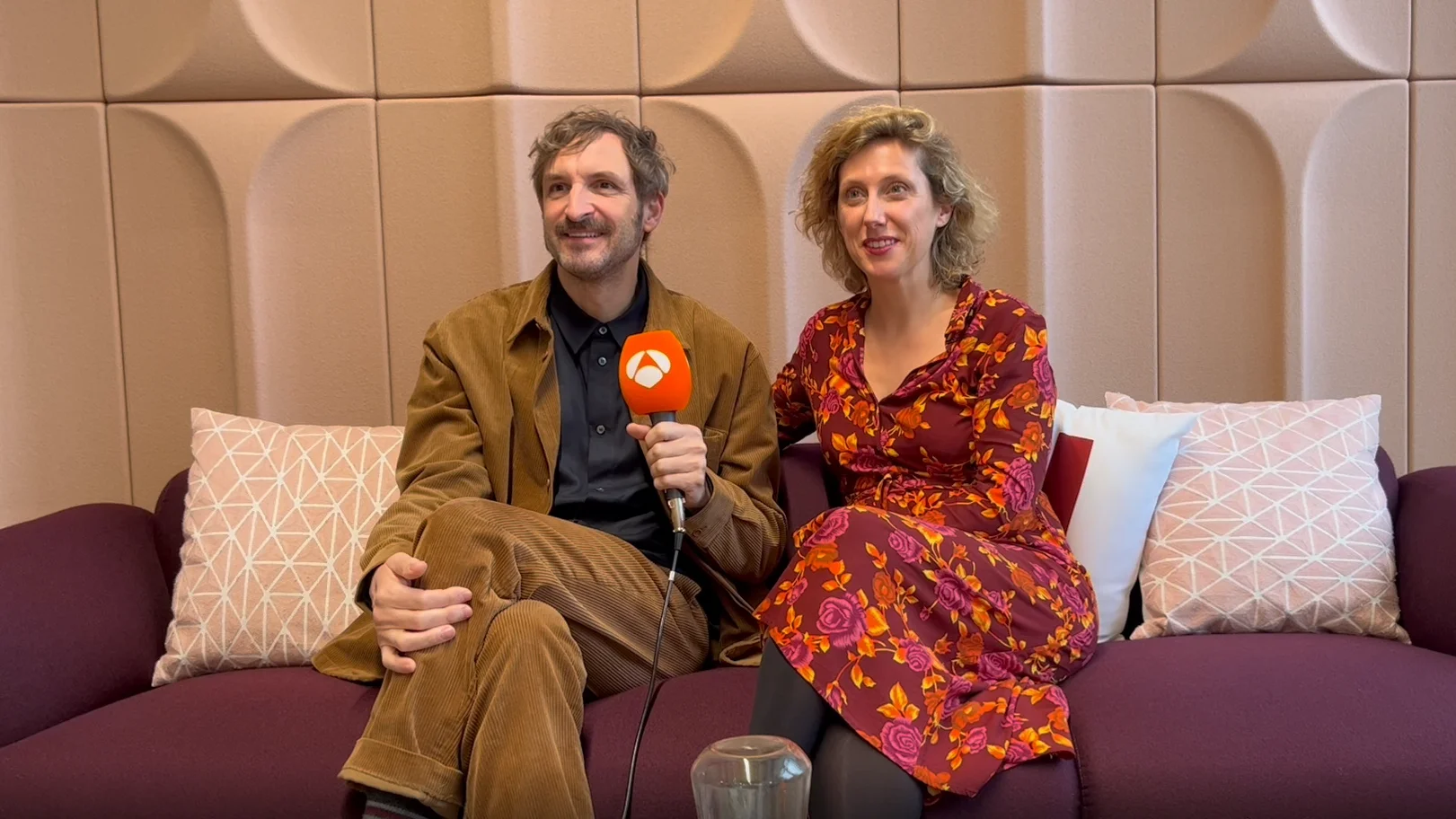 Cecilia Freire y Julián Villagrán, actores de 'La Chica de Nieve' Cecilia Freire y Julián Villagrán, actores de 'La Chica de Nieve'
