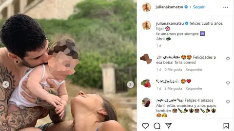 Julia Nakamatsu y Melendi con su hija Abril Julia Nakamatsu y Melendi con su hija Abril