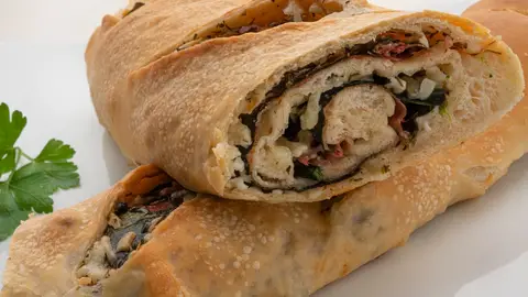 Arguiñano: pan de espinacas, jamón y queso, la receta que sirve de aperitivo, merienda o cena Arguiñano: pan de espinacas, jamón y queso, la receta que sirve de aperitivo, merienda o cena