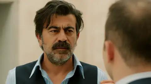 Avance del próximo capítulo de ‘Tierra Amarga’: Abdülkadir ingresa en prisión… ¿Sobrevivirá a la vida allí? Avance del próximo capítulo de ‘Tierra Amarga’: Abdülkadir ingresa en prisión… ¿Sobrevivirá a la vida allí?