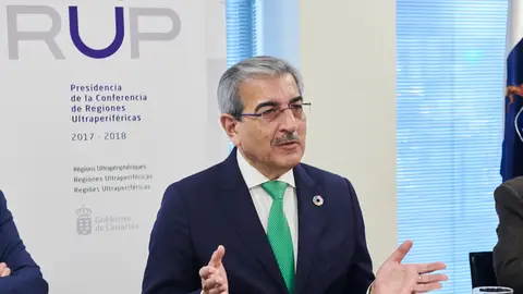 El vicepresidente del Gobierno de Canarias y consejero de Hacienda, Román Rodríguez El vicepresidente del Gobierno de Canarias y consejero de Hacienda, Román Rodríguez