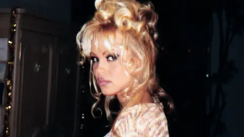 Pamela Anderson en los años 90 Pamela Anderson en los años 90