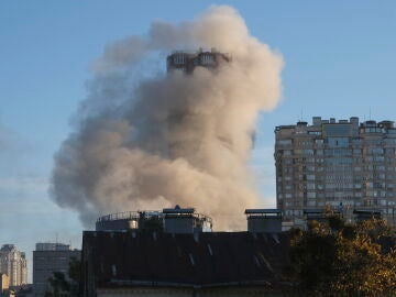 Imagen de un bombardeo ruso en Kiev