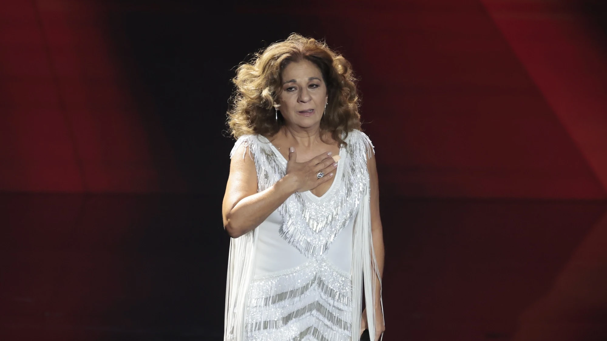 Lolita Flores en su actuaci&oacute;n homenajeando a su madre Lola Flores en los Goya 2023