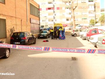 Matan a tiros a un hombre en el interior de su coche en Barcelona, el asesino se encuentra huido