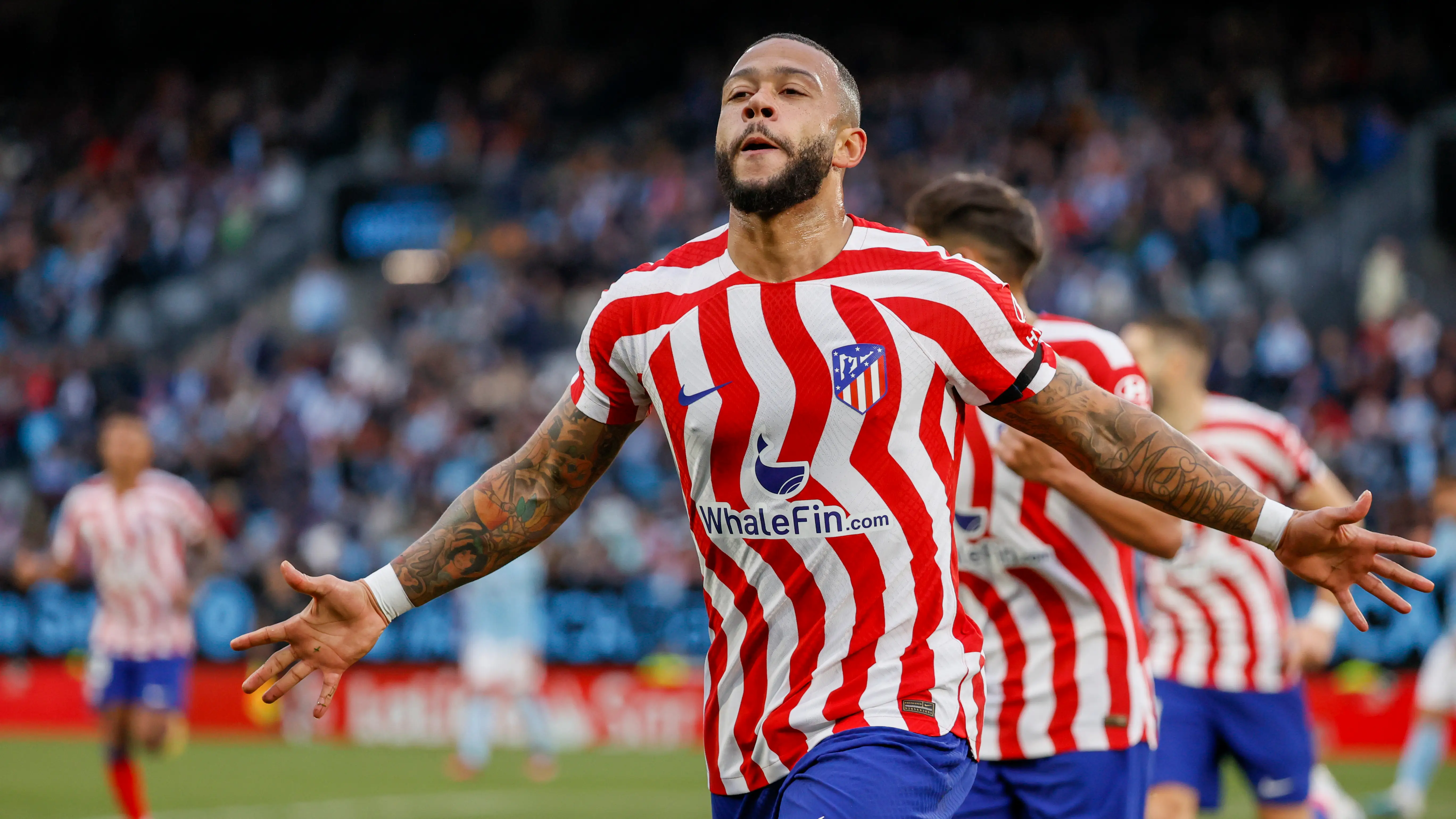 Memphis celebra su primer gol como rojiblanco Memphis celebra su primer gol como rojiblanco