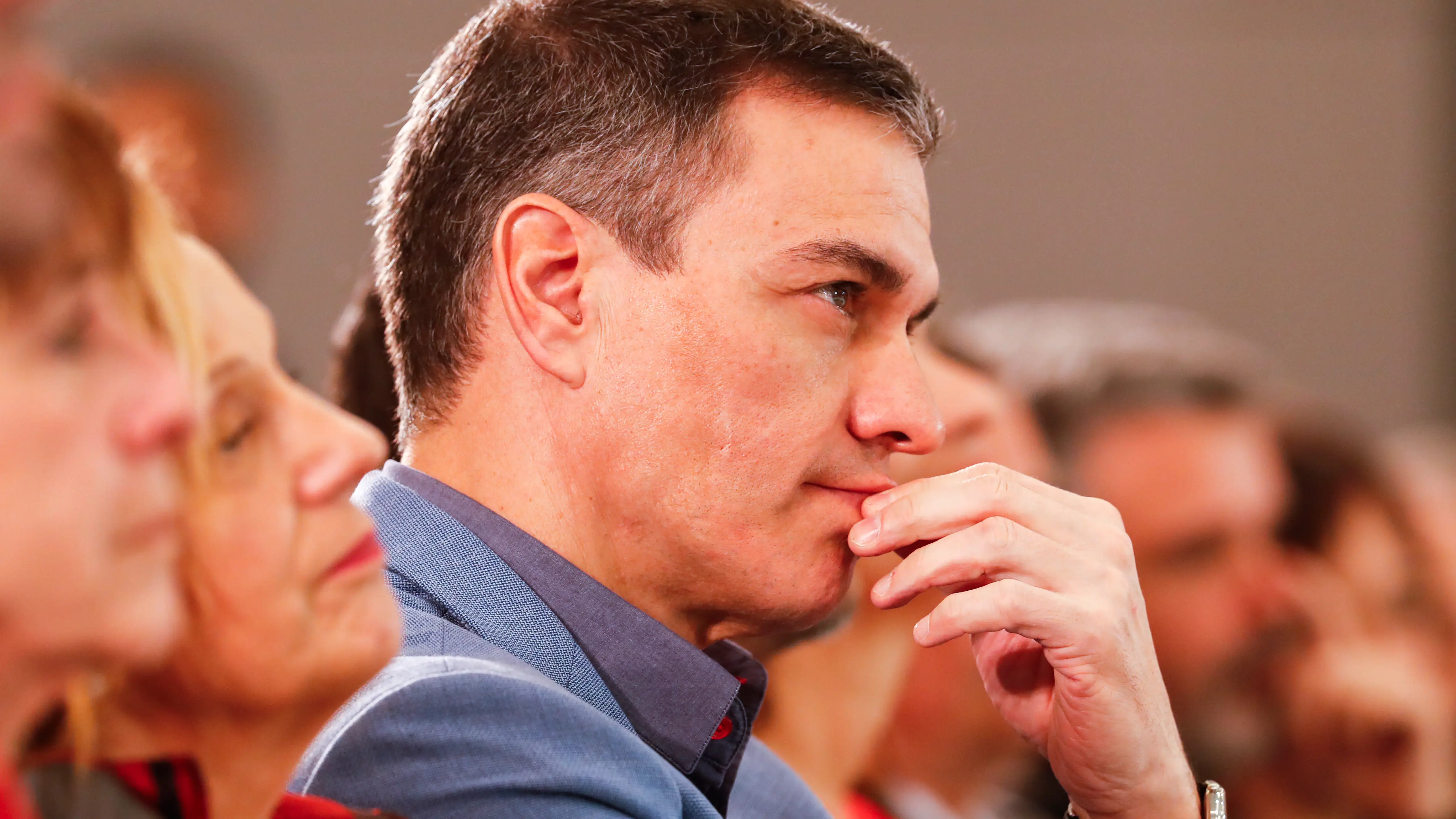 El secretario general del PSOE y presidente del Gobierno, Pedro Sánchez, durante un acto del partido celebrado este domingo en Málaga. El secretario general del PSOE y presidente del Gobierno, Pedro Sánchez, durante un acto del partido celebrado este domingo en Málaga.