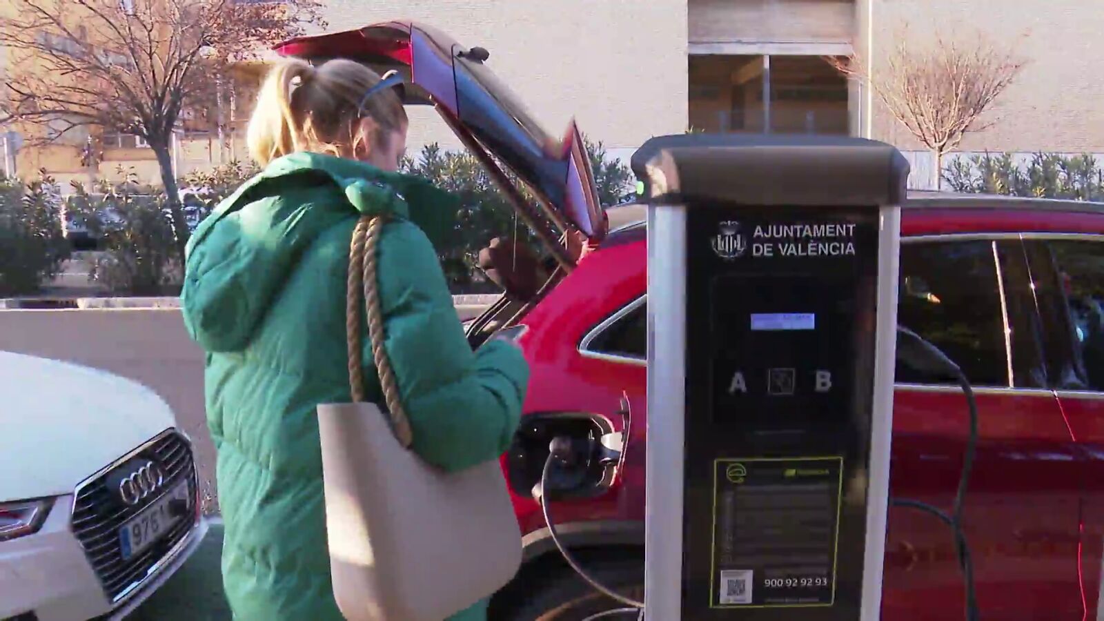 ¿Cuáles son los problemas a los que se enfrenta España con el fin de la venta de coches de combustión?