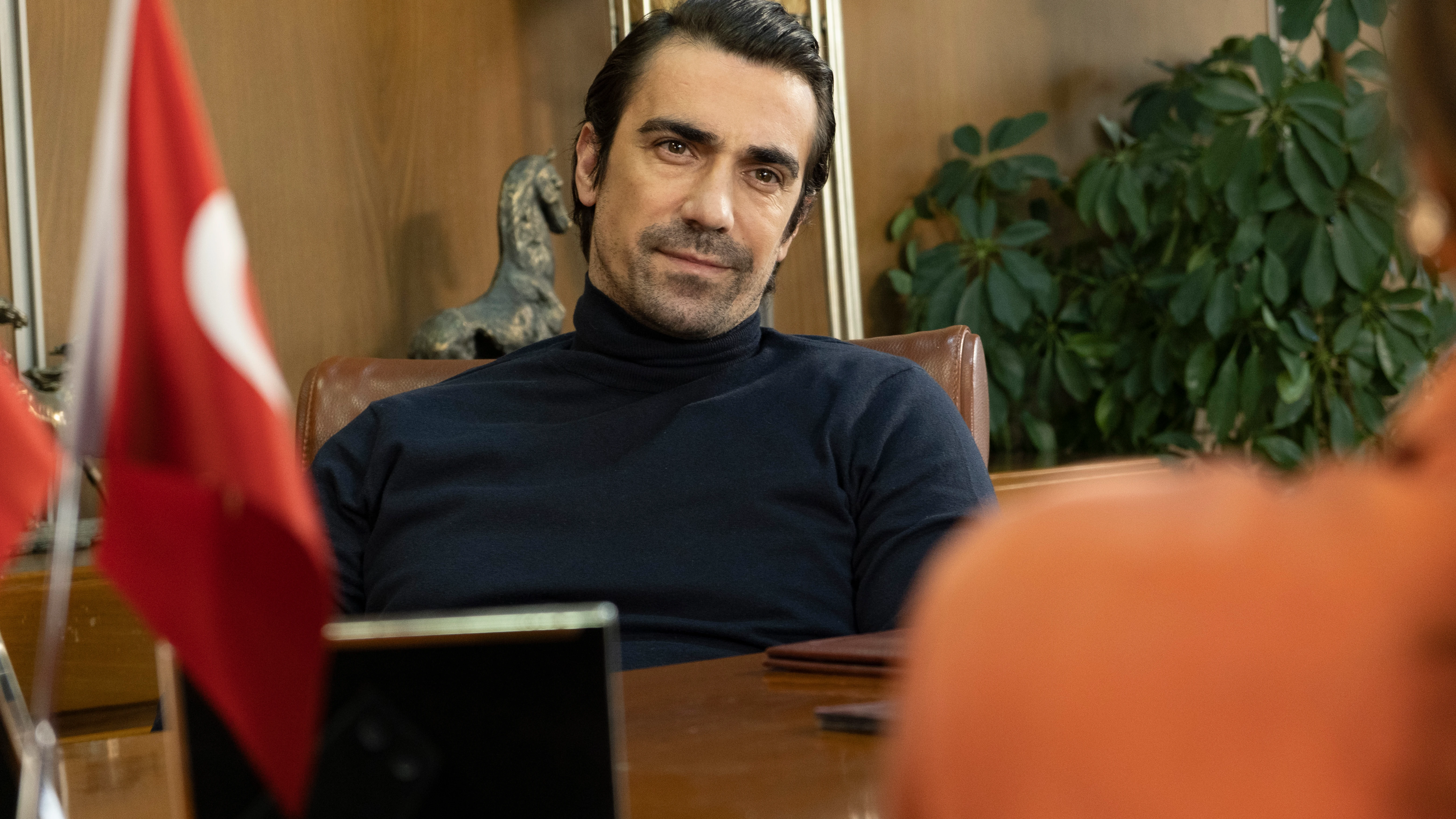 Le decimos adiós a Hakan Gümüşoğlu, el último hombre que le robó el corazón a Züleyha en 'Tierra Amarga' Le decimos adiós a Hakan Gümüşoğlu, el último hombre que le robó el corazón a Züleyha en 'Tierra Amarga'