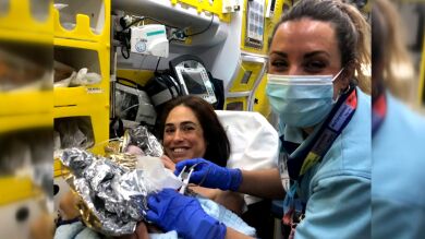 Dio a luz en casa y con los sanitarios al teléfono: 