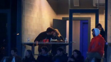 ¡Ya no se esconden! Gerard Piqué y Clara Chía se comen a besos en público