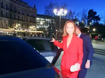 Isabel Preysler reaparece sonriente el día de su 72 cumpleaños: “Mi hija es muy feliz y eso es lo importante" Isabel Preysler reaparece sonriente el día de su 72 cumpleaños: “Mi hija es muy feliz y eso es lo importante"