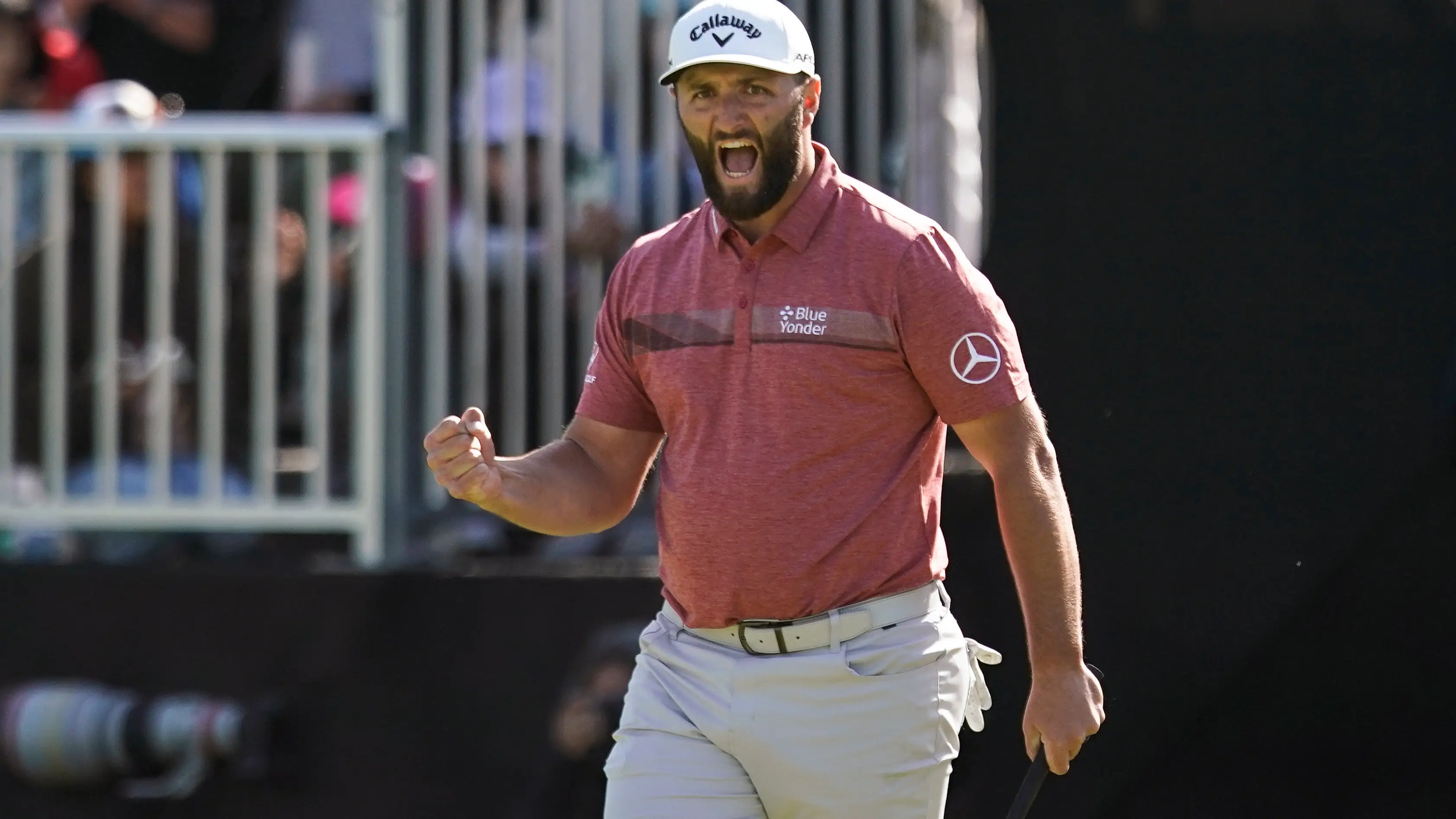 Jon Rahm celebra un golpe durante el Genesis Invitational