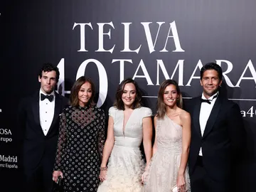 Íñigo Onieva, Isabel Preysler, Tamara Falcó, Ana Boyer y Fernando Verdasco Íñigo Onieva, Isabel Preysler, Tamara Falcó, Ana Boyer y Fernando Verdasco