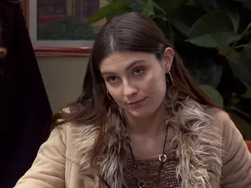 Andrea se sincera con su madre sobre la situación de Alberto: “Su familia no es lo que parece” Andrea se sincera con su madre sobre la situación de Alberto: “Su familia no es lo que parece”