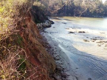 La erosión de la costa en Bergondo