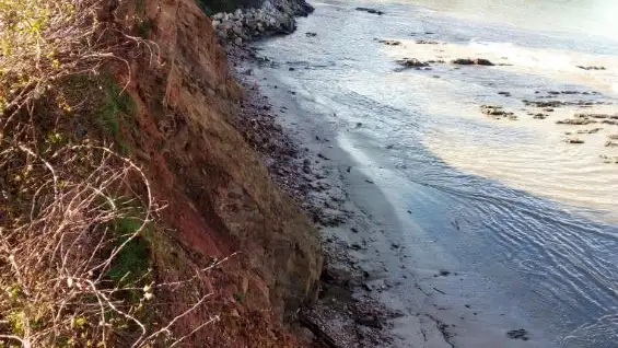 La erosión de la costa en Bergondo La erosión de la costa en Bergondo