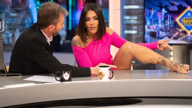 ¡Qué arte! Lorena Castell muestra en exclusiva sus tatuajes realizados por ella misma