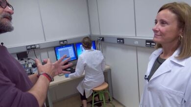Investigar bajo las bombas no es posible: el día a día de una doctora química ucraniana en un pueblo asturiano