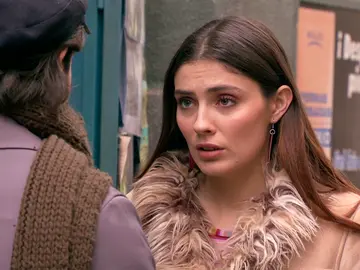 Andrea rechaza la amistad de Ciriaco: “Tengo que alejarme de ti” Andrea rechaza la amistad de Ciriaco: “Tengo que alejarme de ti”