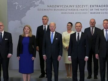 Joe Biden junto al 'Grupo de los Nueve de Bucarest' 