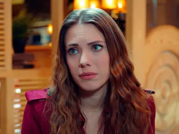 En el último capítulo de ‘Pecado original’: Yildiz traiciona a Ender y... ¡le cuenta a Halit que su mujer tiene un amante! En el último capítulo de ‘Pecado original’: Yildiz traiciona a Ender y... ¡le cuenta a Halit que su mujer tiene un amante!