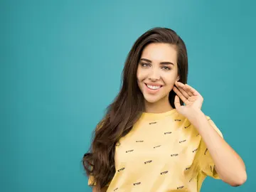 Chica con pelo ondulado Chica con pelo ondulado