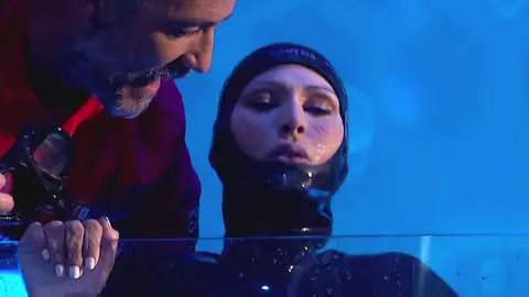 Rosa López emociona a Roberto Leal en su Apnea Rosa López emociona a Roberto Leal en su Apnea