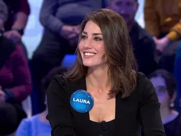 ¿Club Platino en ‘Pasapalabra’? Roberto Leal se lo propone a Laura Moure ¿Club Platino en ‘Pasapalabra’? Roberto Leal se lo propone a Laura Moure