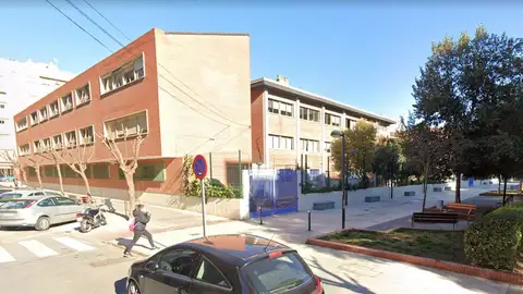 Fachada del IES La Moreria Fachada del IES La Moreria
