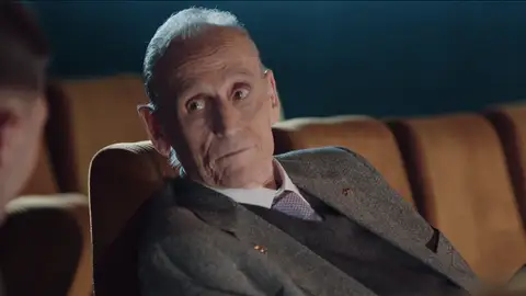 Lopera confiesa a Joaquín su decisión más difícil como presidente: “Tuve que poner 850 millones de pesetas, el Betis iba a morir” Lopera confiesa a Joaquín su decisión más difícil como presidente: “Tuve que poner 850 millones de pesetas, el Betis iba a morir”