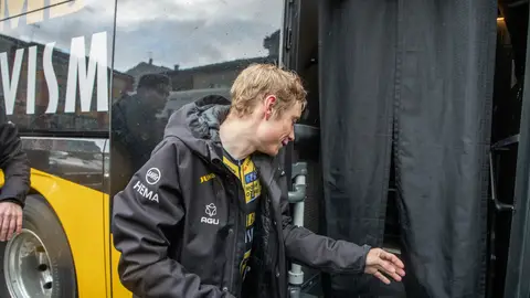 Jonas Vingegaard tras la suspensión de la primera etapa de O Gran Camiño Jonas Vingegaard tras la suspensión de la primera etapa de O Gran Camiño