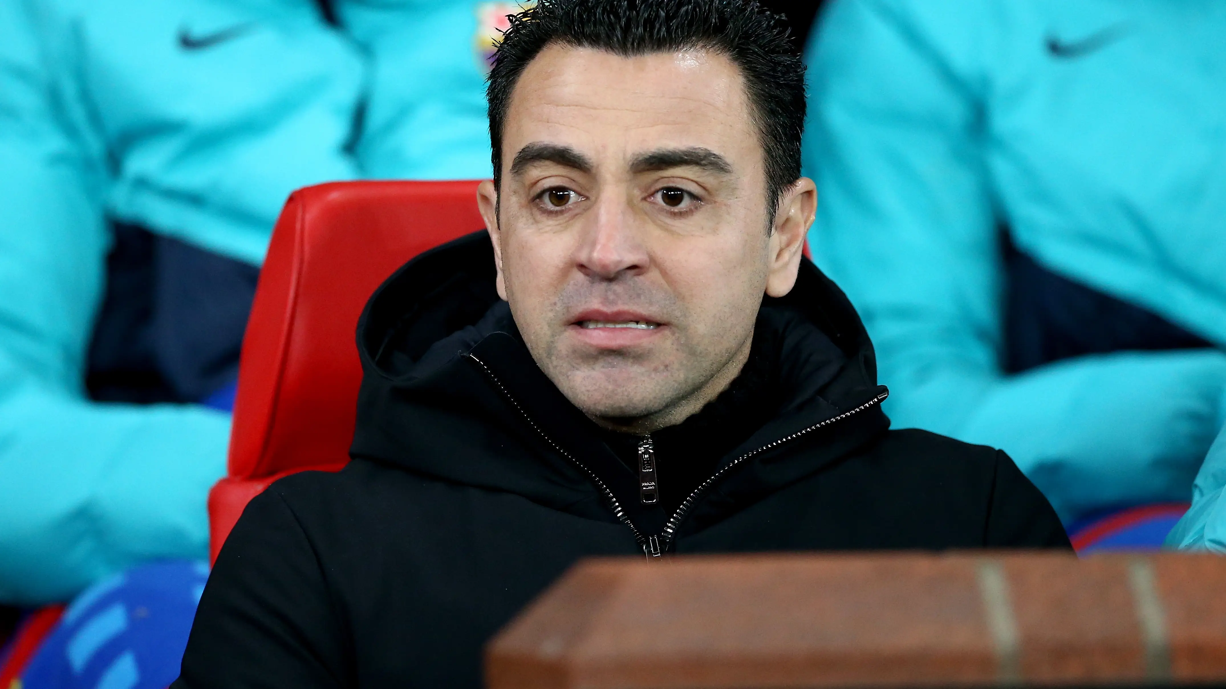 Xavi, en el banquillo de Old Trafford Xavi, en el banquillo de Old Trafford