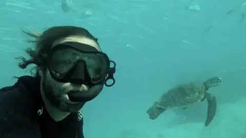 Carlos Cuadrado haciendo snorkel Carlos Cuadrado haciendo snorkel