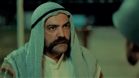 Detienen a Vahap en la frontera… ¡Su identidad falsa es la de un asesino! Detienen a Vahap en la frontera… ¡Su identidad falsa es la de un asesino!