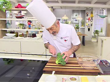 El truco de Arguiñano para aprovechar el tronco del brócoli: “Tiene un montón de alimento” El truco de Arguiñano para aprovechar el tronco del brócoli: “Tiene un montón de alimento”