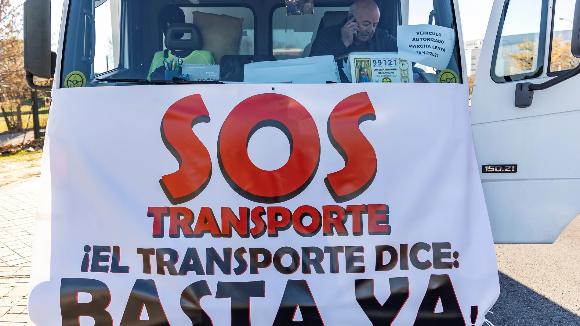 Imagen del paro de los transportistas en Canarias