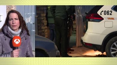 El novio de la menor de 17 años muerta de un disparo en Sevilla asegura que se encontró el cuerpo y tiró el arma por miedo