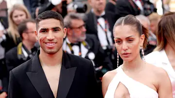 Achraf Hakimi, junto a su mujer Hiba Abouk en el pasado festival de Cannes Achraf Hakimi, junto a su mujer Hiba Abouk en el pasado festival de Cannes
