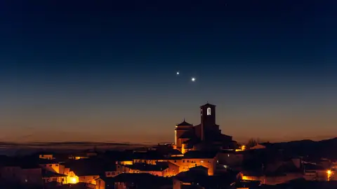 Conjunción Júpiter y Venus en Hervás, Cáceres Conjunción Júpiter y Venus en Hervás, Cáceres