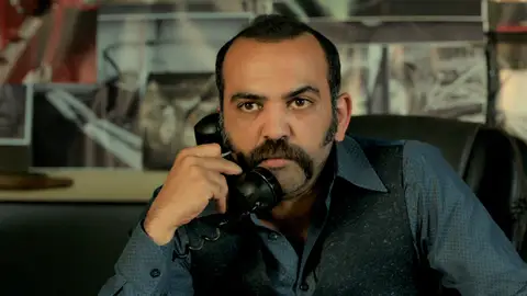 Vahap llama a su hermano y le cuenta que nadie lo está buscando: “Os enviaré dinero cuando estéis en París” Vahap llama a su hermano y le cuenta que nadie lo está buscando: “Os enviaré dinero cuando estéis en París”