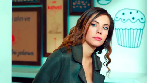 Yildiz idea un nuevo plan: ¡poner celoso a Halit! ¿Qué pretende conseguir? Yildiz idea un nuevo plan: ¡poner celoso a Halit! ¿Qué pretende conseguir?