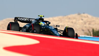 Fernando Alonso, el más rápido del día en Bahréin por delante de los Red Bull