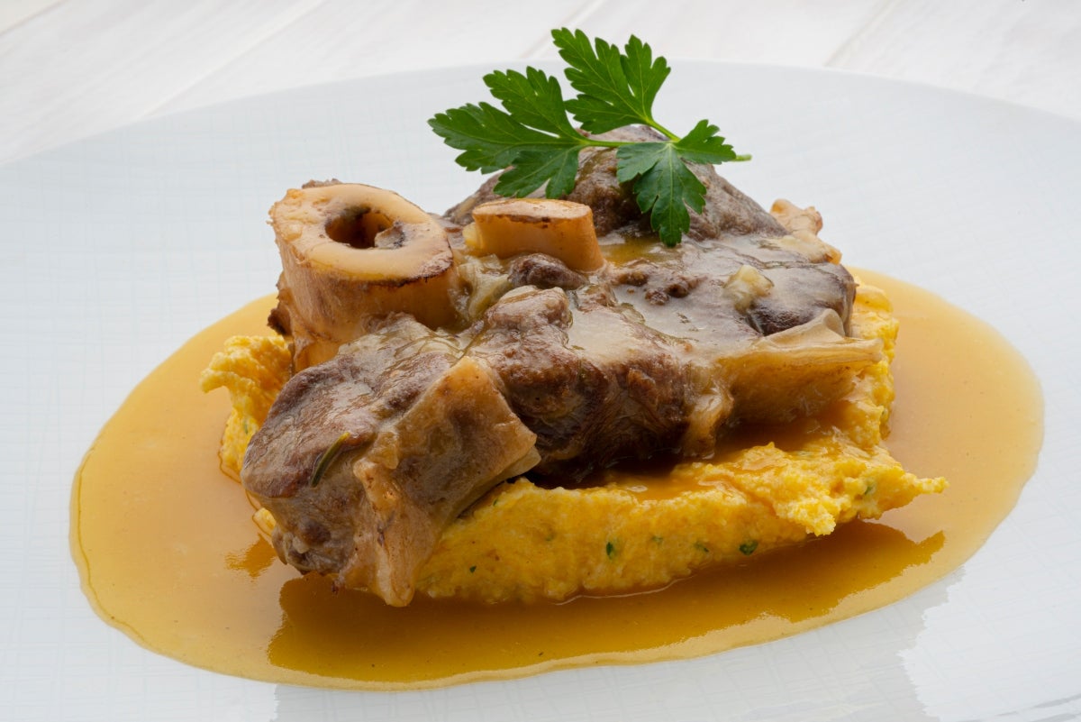 Receta fácil y de origen italiano, de Arguiñano: ossobuco con polenta
