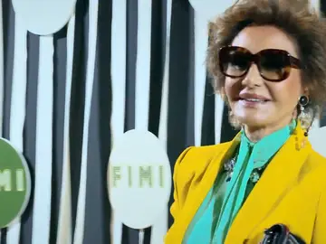 Naty Abascal reaparece en París mientras arrasa en México, donde le dedican una exposición Naty Abascal reaparece en París mientras arrasa en México, donde le dedican una exposición